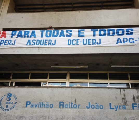 Nota das 4 entidades sobre atividades presenciais na universidade, vacinação e condições sanitárias