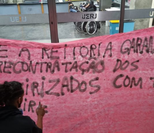 Suspensão de licitação pode levar, mais uma vez, à precarização do serviço de limpeza e à demissão de terceirizados na Uerj