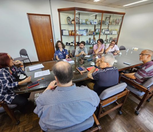 Asduerj discute com Reitoria pauta emergencial da categoria docente
