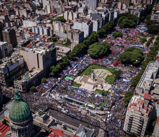 Argentina realiza primeira Greve Geral contra governo ultraneoliberal de Javier Milei